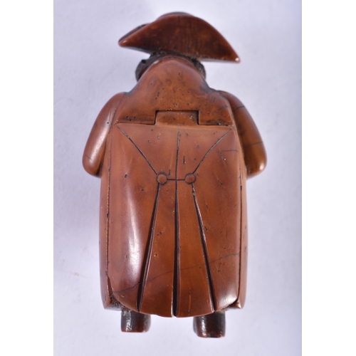 291 - A LOVELY 18TH CENTURY CARVED COQUILLA NUT NOVELTY SNUFF BOX formed as a male wearing a tricorn hat. ... 