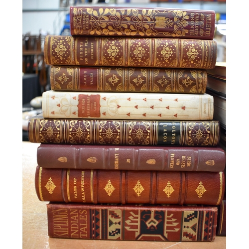 319 - Small quantity of Leather and Decorative Bound Books (qty)