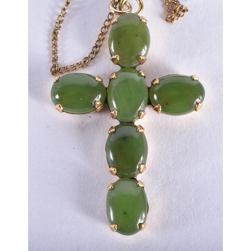 357 - A CHINESE YELLOW METAL AND JADE NECKLACE. Pendant 4 cm x 2 cm.