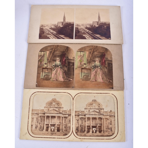 370 - A SET OF ANTIQUE UNDERWOOD AND UNDERWOOD SLIDES together with a viewer. (qty)