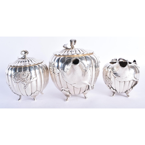 393 - A FINE 19TH CENTURY JAPANESE MEIJI PERIOD THREE PIECE SILVER TEASET of beautiful quality, decorated ... 