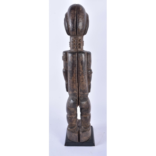 400 - AN AFRICAN BAULE TRIBAL CARVED WOOD MALE FIGURE Ivory Coast. 41 cm high.