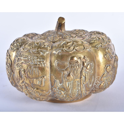 411 - AN EARLY 20TH CENTURY CHINESE BRONZE MELON FORM CENSER AND COVER Late Qing/Republic. 11.5 cm wide.