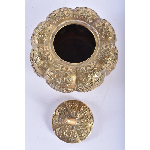 411 - AN EARLY 20TH CENTURY CHINESE BRONZE MELON FORM CENSER AND COVER Late Qing/Republic. 11.5 cm wide.