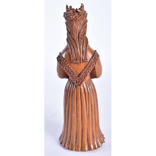 414 - AN 18TH/19TH CENTURY CONTINENTAL CARVED BOXWOOD FIGURE OF A SAINT. 15 cm high.