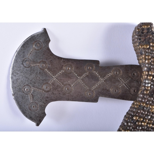 428 - AN AFRICAN CONGOLESE TRIBAL AXE. 48 cm long.