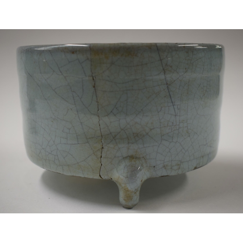 464 - A CHINESE QING DYNASTY MONOCHROME GE TYPE CENSER together with a Raku glazed bowl. Largest 13 cm wid... 