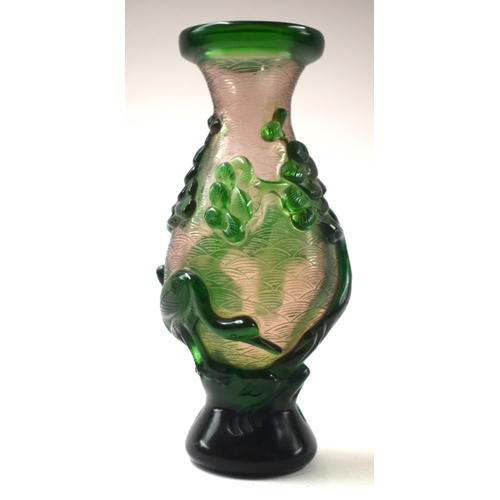 466 - A 19TH CENTURY CHINESE BEIJING GLASS VASE bearing Qianlong marks to base. 17 cm high.  WE ARE UNABLE... 