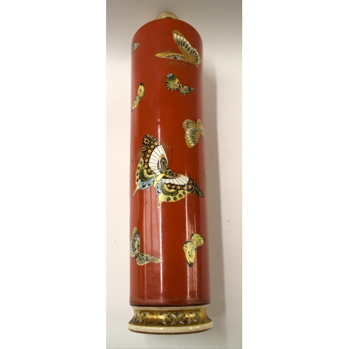 499 - A JAPANESE TAIZAN VASE MEIJI PERIOD. 46 cm high.