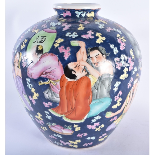 582 - A LARGE CHINESE REPUBLICAN PERIOD PORCELAIN BULBOUS VASE painted with immortals amongst coloured clo... 