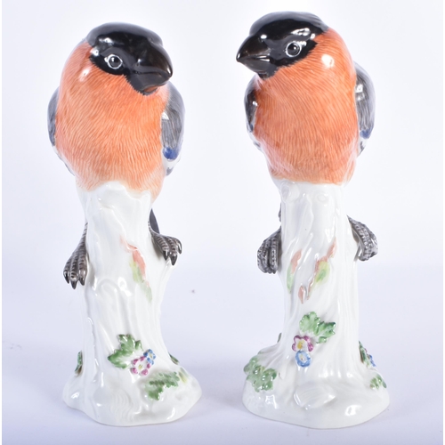 68 - A PAIR OF GERMAN MEISSEN PORCELAIN BIRDS. 15 cm high.