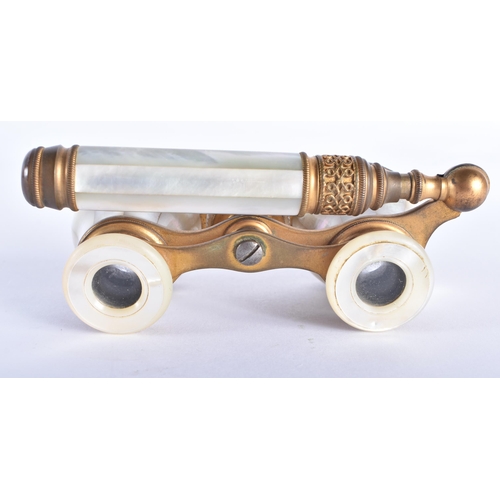 72 - A PAIR OF MOTHER OF PEARL OPERA GLASSES. 18 cm x 8 cm extended.