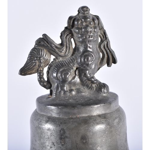 1005 - AN UNUSUAL PAIR OF 19TH CENTURY CHINESE PEWTER EWERS Qing, decorated with a buddhistic emblem. 34 cm... 