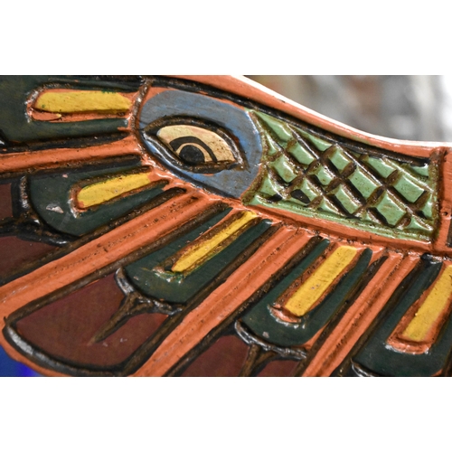 604 - A NORTH AMERICAN PAINTED WOOD TOTEM POLE. 100 cm x 60 cm.