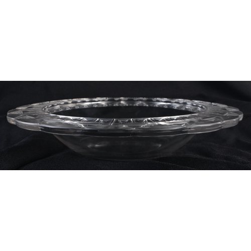 627 - A FRENCH LALIQUE GLASS BOWL. 27 cm diameter.  WE ARE UNABLE TO OFFER IN HOUSE SHIPPING ON GLASS ITEM... 