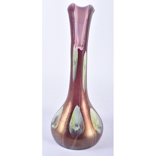 657 - A LOVELY ART GLASS ART NOUVEAU STYLE IRIDESCENT ENAMELLED GLASS VASE. 28 cm high.  WE ARE UNABLE TO ... 