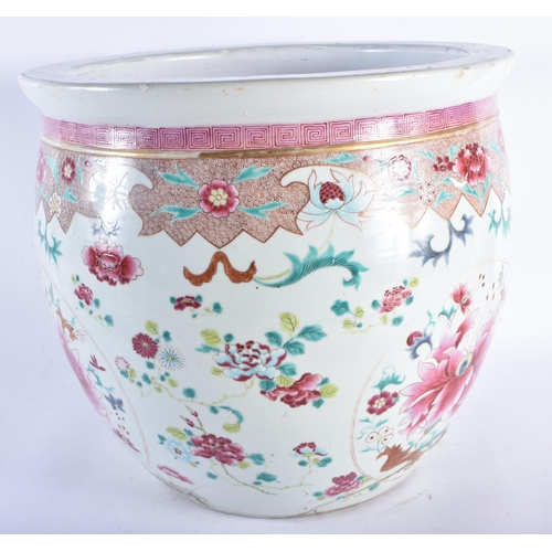 683 - A LARGE CHINESE QING DYNASTY FAMILLE ROSE PORCELAIN JARDINIERE painted with bold pink enamels. 35 cm... 