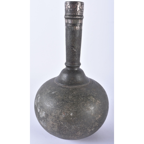 697 - AN 18TH CENTURY MUGHAL ISLAMIC SILVER INLAID INDIAN SURAHI BRONZE FLASK. 26 cm high.