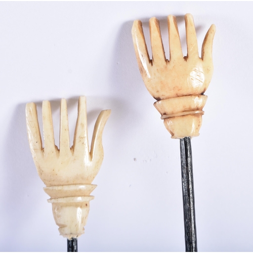 717 - A PAIR OF GEORGE III BONE BACK SCRATCHERS. Largest 30 cm long.