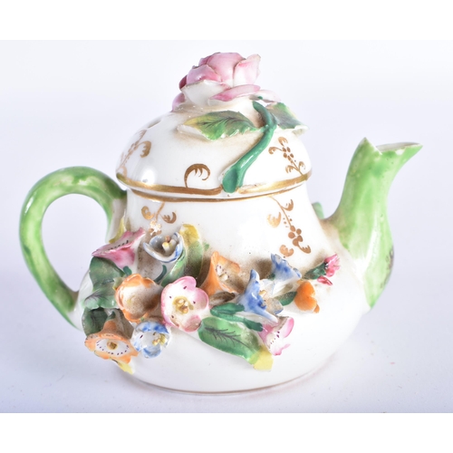 754 - AN UNUSUAL 19TH CENTURY FRENCH PARIS PORCELAIN CHOCOLATE CUP AND COVER together with an English mini... 