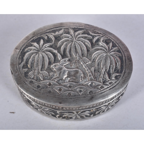 847 - Five Silver Trinket Boxes.  Various Marks.  Largest 169.7g (5)