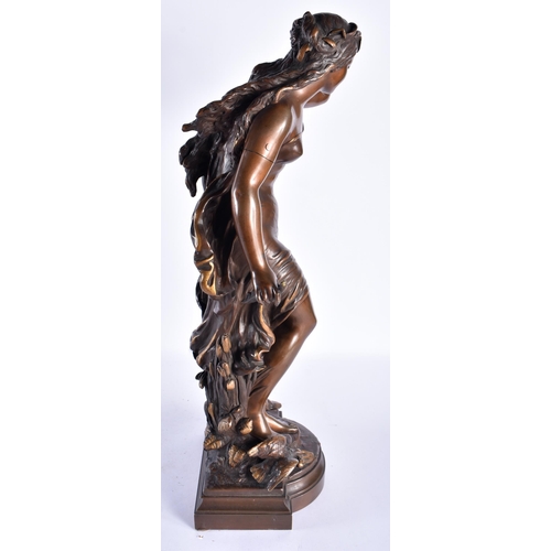 849 - Moreau (19th Century) French, Bronze, Female with doves. 50 cm high.