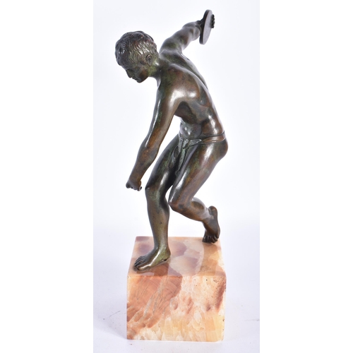 851 - A 19TH CENTURY EUROPEAN GRAND TOUR BRONZE FIGURE OF A DISCUS THROWER. 25 cm high.