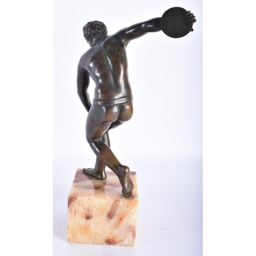 851 - A 19TH CENTURY EUROPEAN GRAND TOUR BRONZE FIGURE OF A DISCUS THROWER. 25 cm high.