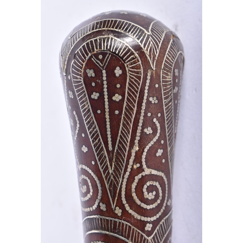 899 - A FINE 19TH CENTURY SILVER INLAID CARVED WOOD WALKING CANE. 83 cm long.