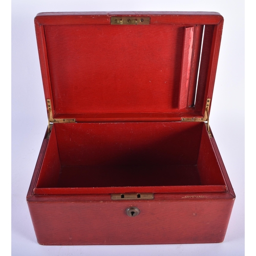 909 - A CHARMING ANTIQUE RED LEATHER COUNTRY HOUSE MOROCCAN LEATHER LETTER BOX. 24 cm x 14 cm.