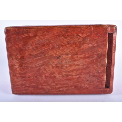 909 - A CHARMING ANTIQUE RED LEATHER COUNTRY HOUSE MOROCCAN LEATHER LETTER BOX. 24 cm x 14 cm.