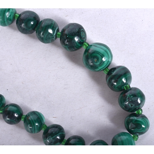 937 - A CHINESE MALACHITE NECKLACE. 78 grams. 40 cm long.