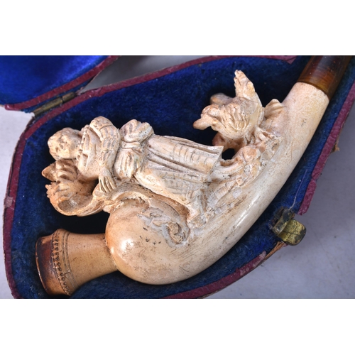 965 - TWO ANTIQUE MEERSCHAUM FIGURAL PIPES. 12 cm long. (2)