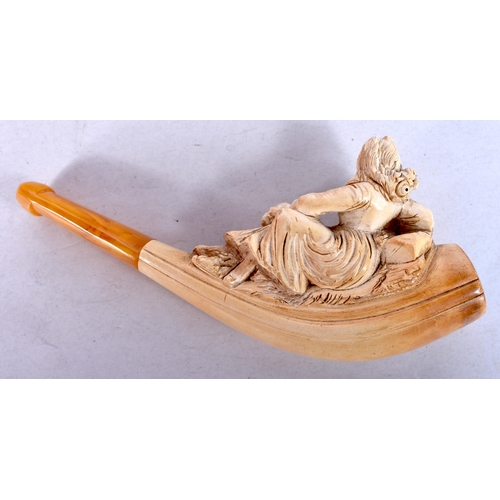 978 - TWO ANTIQUE MEERSCHAUM PIPES. 11 cm long. (2)