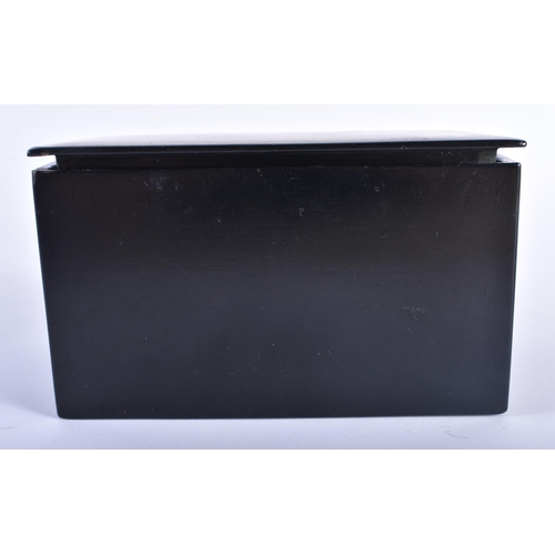 16 - A RUSSIAN BLACK LACQUER TROIKA BOX. 16 cm x 9 cm.