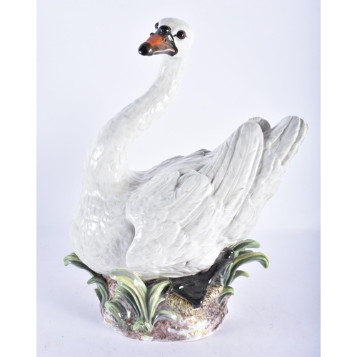 Lot 212       