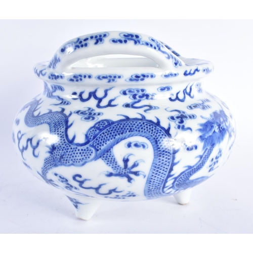 236 - A RARE 19TH CENTURY CHINESE TWIN HANDLED BLUE AND WHITE PORCELAIN CENSER bearing Qianlong marks to b... 