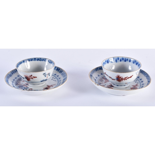 569 - A PAIR OF 18TH CENTURY ENGLISH BLUE AND WHITE PORCELAIN TEABOWLS AND SAUCERS possibly Liverpool. 11 ... 