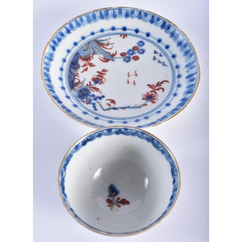 569 - A PAIR OF 18TH CENTURY ENGLISH BLUE AND WHITE PORCELAIN TEABOWLS AND SAUCERS possibly Liverpool. 11 ... 