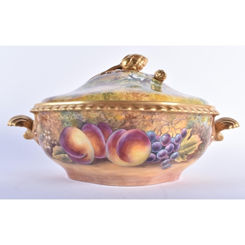 587 - A LARGE ROYAL WORCESTER FRUIT PAINTED PORCELAIN TUREEN AND COVER by J S Kennett. 34 cm x 20 cm.