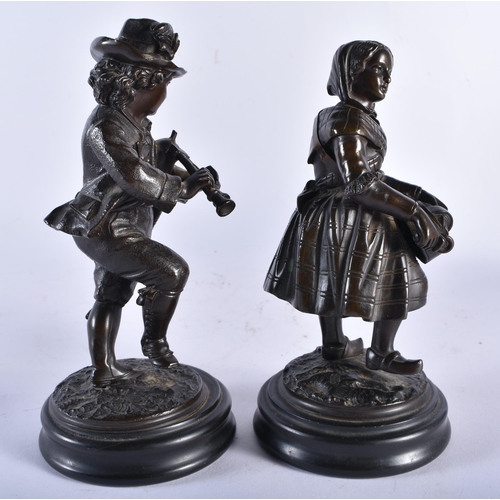 64 - A PAIR OF 19TH CENTURY FRENCH BRONZE FIGURES OF MUSICIANS. 18 cm high.