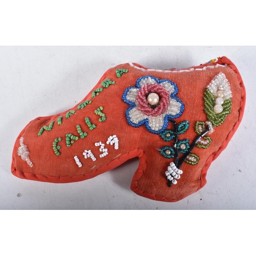 1898 - A Native American Beadwork Souvenir Pin Cushion In Shoe Form Niagara Falls 1939. 11 cm x 15 cm.