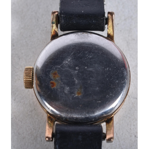 1910 - Women's Vintage Omega Gold Tone Watch Hand-Wind Working. 2 cm wide.