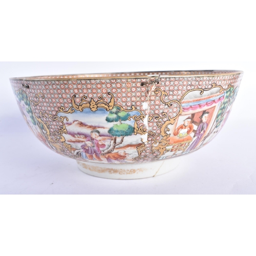 2021 - A LARGE 18TH CENTURY CHINESE BLUE AND WHITE PORCELAIN DISH Qianlong, together with a Qianlong bowl. ... 