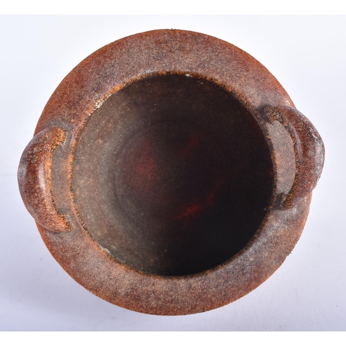 2190 - A CHINESE TWIN HANDLED BUFFALO HORN TYPE CENSER 20th Century. 406 grams. 11 cm wide.