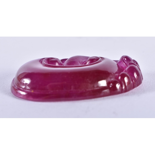 2213 - A CHINESE CARVED TOURMALINE PENDANT 20th Century. 22.8 grams. 4.5 cm x 3 cm.