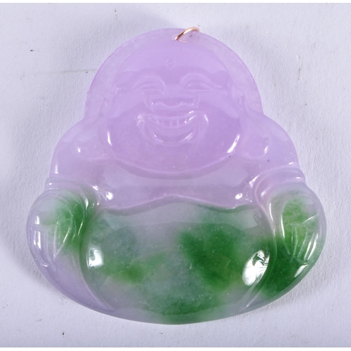 2214 - A CHINESE GOLD MOUNTED LAVENDER JADEITE PENDANT 20th Century. 23.4 grams. 5 cm x 4.75 cm.