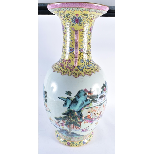 2240 - A VERY LARGE CHINESE FAMILLE ROSE TWIN HANDLED PORCELAIN VASE 20th Century. 77 cm high.