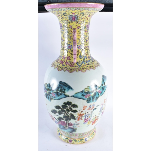 2240 - A VERY LARGE CHINESE FAMILLE ROSE TWIN HANDLED PORCELAIN VASE 20th Century. 77 cm high.