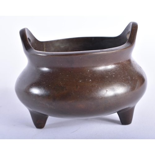 2440 - A CHINESE TWIN HANDLED BRONZE CENSER 20th Century. 10.5 cm wide, internal width 9 cm.